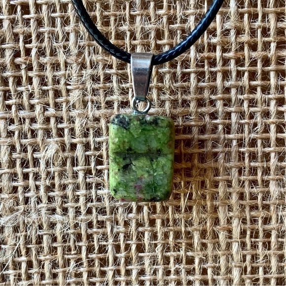 Freeform Ruby Zoisite Stone Pendant Necklace on 20" Adjustable Black Cord chain - Picture 3 of 6